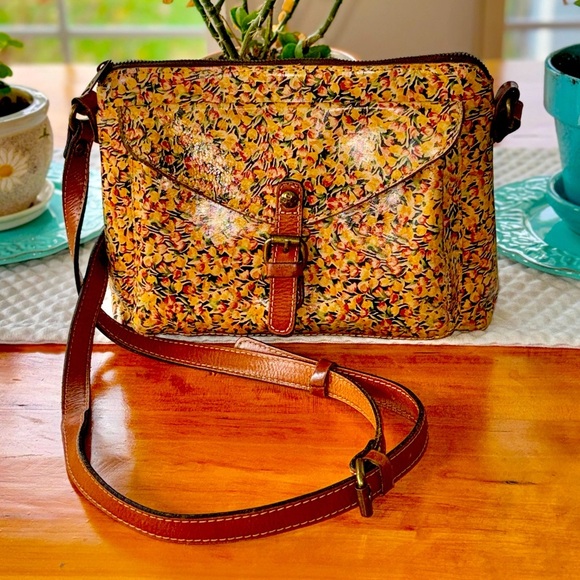 Patricia Nash Avellino Crossbody Handbag Floral Pattern -Leather - Picture 1 of 12